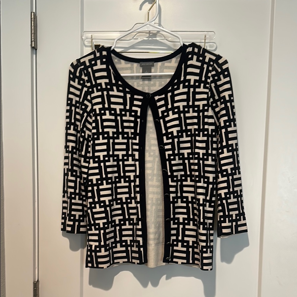 Ann Taylor Black and White Geometric Cardigan